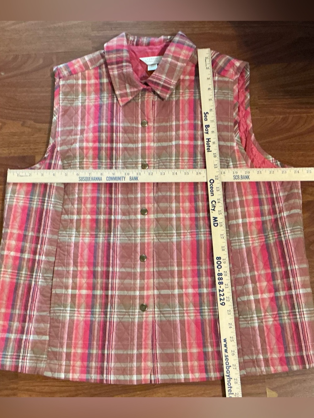 C.J. Banks Women’s 2X Quilted Plaid Vest Pink Beige Snap Front + L.L. Bean Top - Picture 7 of 8